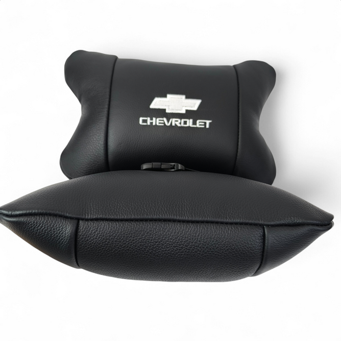 Набір подушок CHEVROLET з натуральної шкіри + вишивка логотипу та шкіряний брелок у подарунок