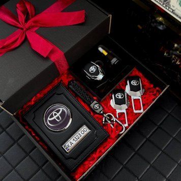 Подарунковий VIP набір для власників TOYOTA