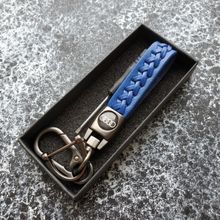 Шкіряний брелок з карабіном з логотипом AUDI колір Синій