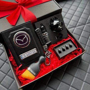 Подарочный BLACK набор для владельцев MAZDA