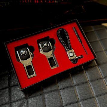 Подарочный набор SUZUKI заглушки ремней безопасности + кожаный брелок для ключей