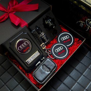 Подарунковий набір 5в1 для власників AUDI