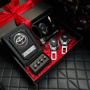 Подарунковий Prestige BOX для власників TOYOTA