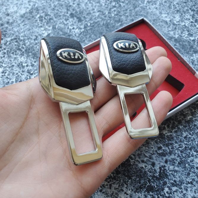 Заглушка для ременів безпеки з логотипом KIA