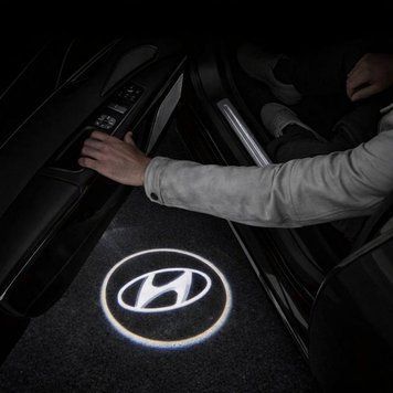 Підсвічування дверей з логотипом HYUNDAI 2шт