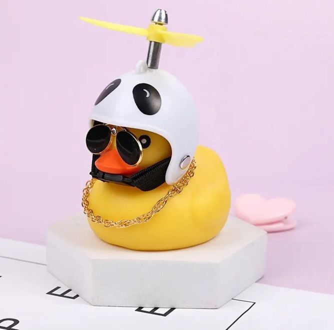 Автомобильная уточка Crazy Duck на торпеду авто