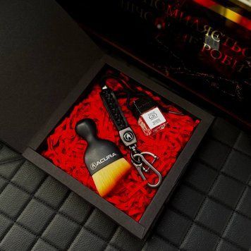 Подарунковий набір ACURA Шкіряний брелок + автопарфюм + щітка для чистки салону