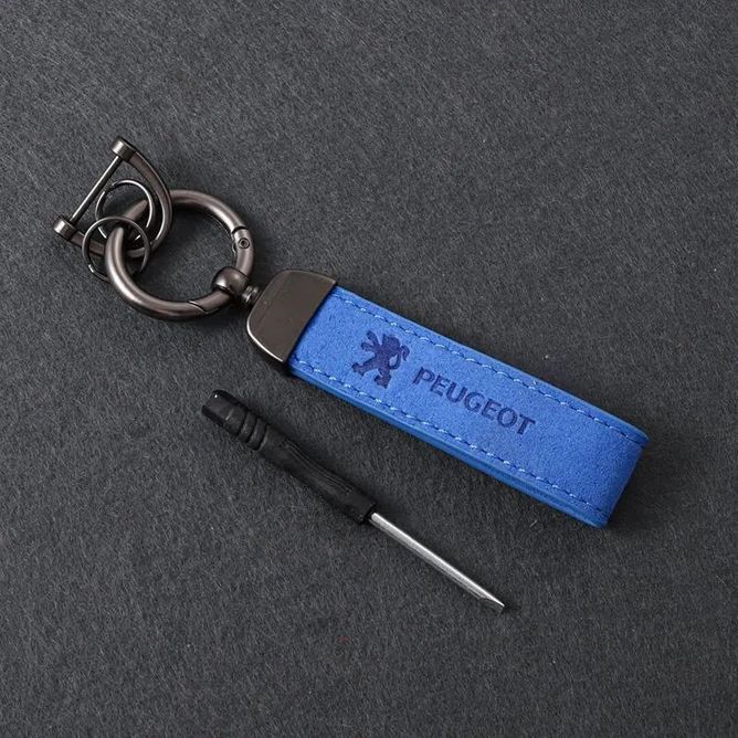 Брелок с логотипом PEUGEOT цвет черный