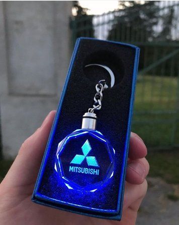 Led брелок кристал з підсвічуванням MITSUBISHI