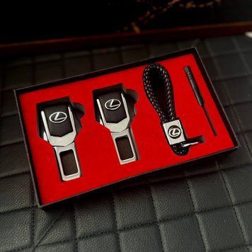 Подарочный набор LEXUS  заглушки ремней безопасности + кожаный брелок для ключей