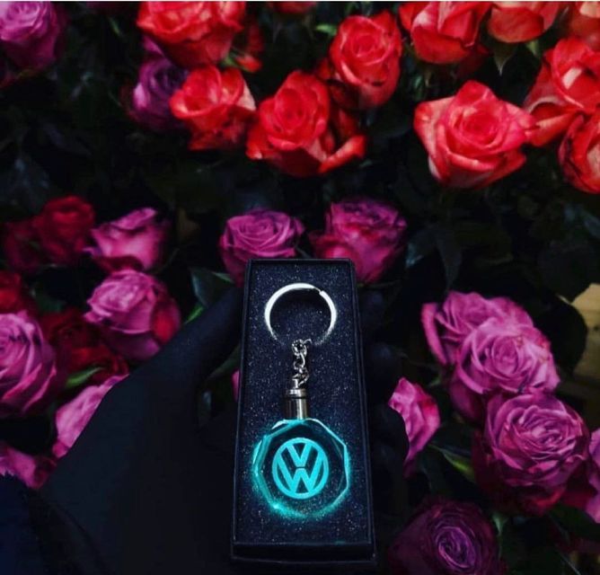 Led брелок кристалл с подсветкой VOLKSWAGEN