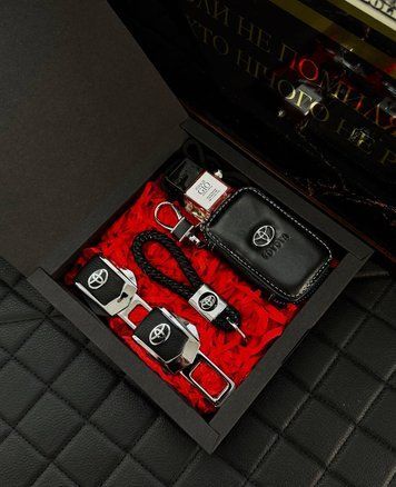 Подарунковий набір для власників TOYOTA