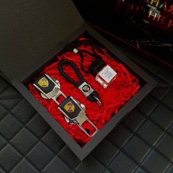 Подарочный набор для автовладельцев PORSCHE заглшуки + кожаный брелок + автопарфюм