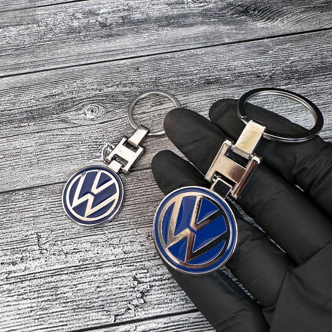 Металевий стильний брелок з логотипом VOLKSWAGEN