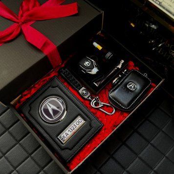 Подарунковий набір 4в1 для власників ACURA