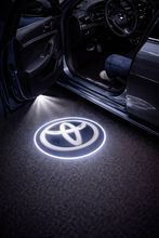 Подсветка дверей с логотипом TOYOTA 2шт