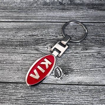 Металевий стильний брелок з логотипом KIA