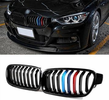 Решетка ноздри радиатора BMW (БМВ) 3 series (F30, F31) 2012-2019 Черный глянец M-color