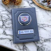Кожаная обложка для автодокументов CADILLAC с логотимом и гос.номером авто