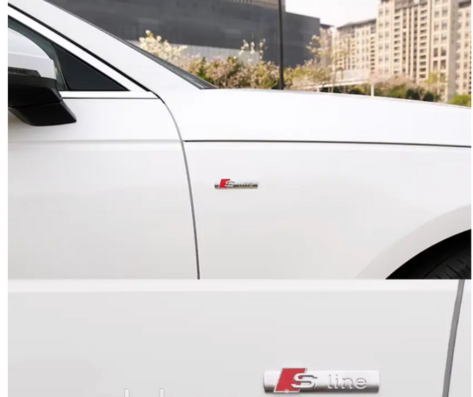 Металевий шильдик Audi S line &mdash; для бокової частини кузова