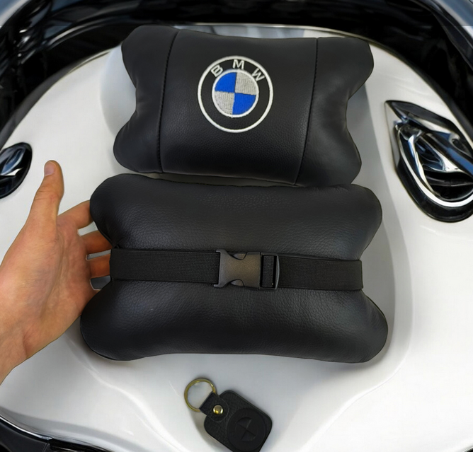 Авто подушки 2шт &mdash; набір BMW з натуральної шкіри