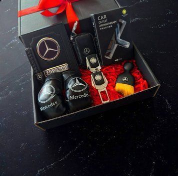 Подарочный бокс 7в1 для владельцев MERCEDES