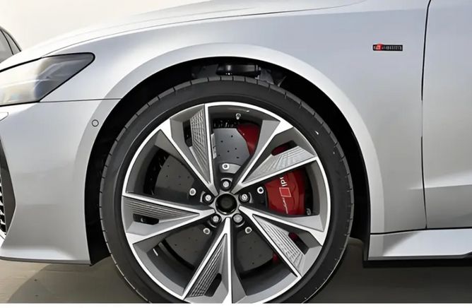 Металевий шильдик Audi S line (глянцево-чорний) &mdash; для бокової частини автомобіля