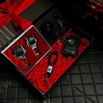 Ексклюзивний набір аксесуарів для власника MAZDA