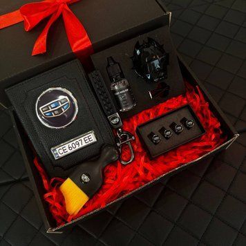 Подарунковий BLACK набір для власників GEELY