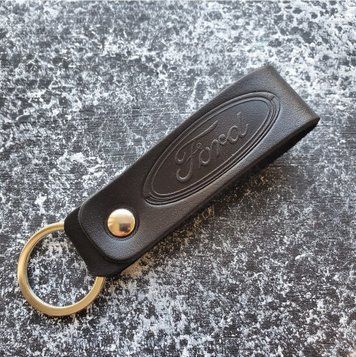 Шкіряний брелок з кільцем з логотипом FORD колір Чорний