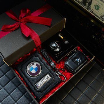 Подарунковий набір 4в1 для власників BMW