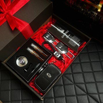 Елітний подарунковий набір для власника INFINITI