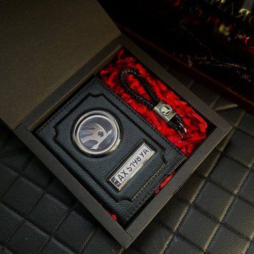 Подарунковий набір SKODA Обкладинка для документів + шкіряний брелок