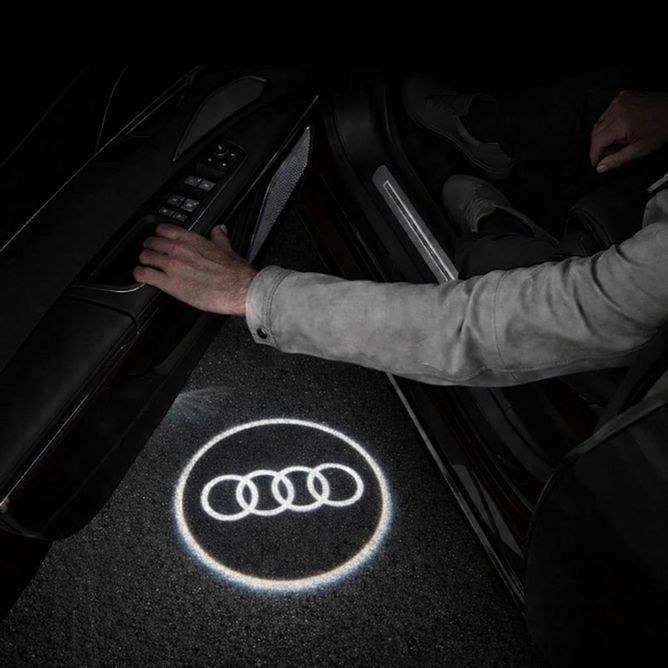 Підсвічування дверей з логотипом AUDI 2шт