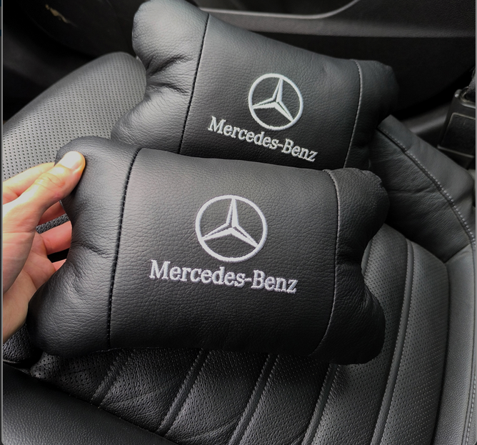 Набір шкіряних подушок MERCEDES з натуральної італійської шкіри + фірмовий брелок у подарунок